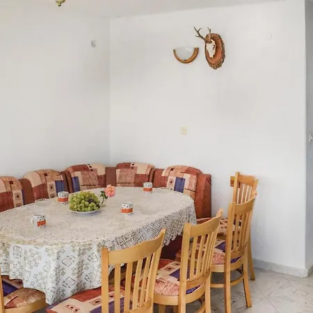 別荘 Three-bedroom Holiday In Krapets クラペッツ