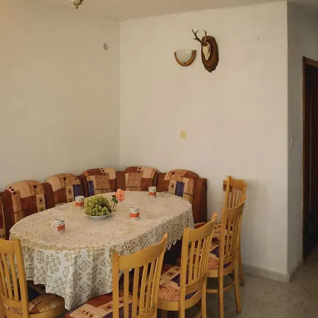 Σπίτι διακοπών Three-bedroom Holiday In Krapets *